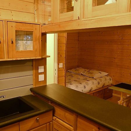 F1 Entier Cosy Style Chalet Montgeron, Proche Paris Eksteriør billede