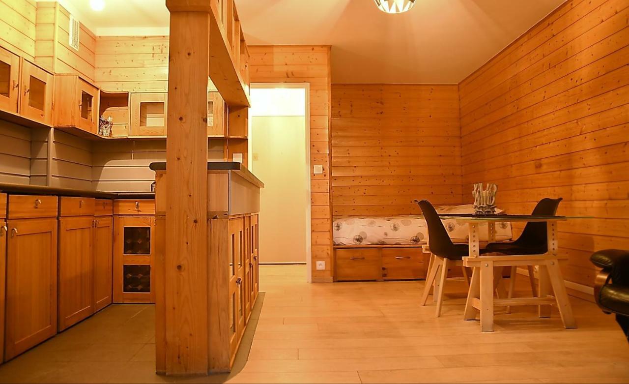 F1 Entier Cosy Style Chalet Montgeron, Proche Paris Eksteriør billede